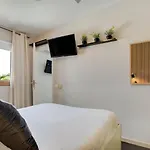 Acogedor En